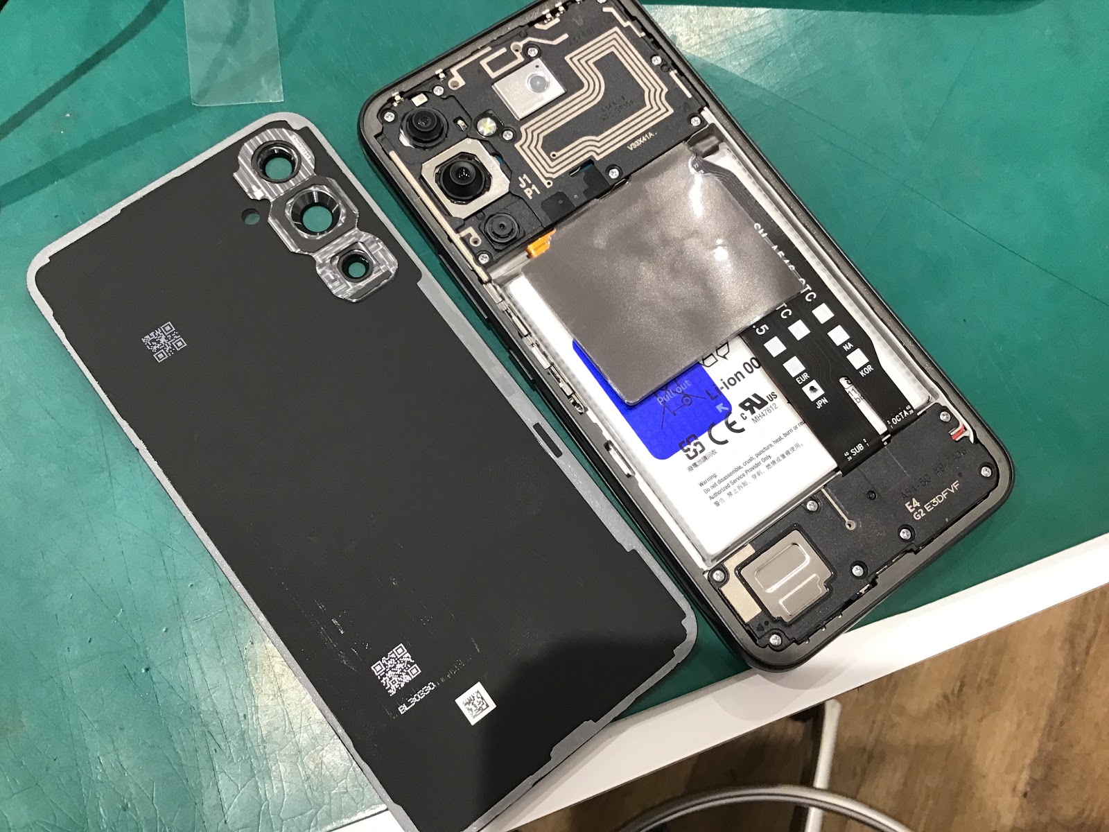 Galaxy A54 5Gのバッテリー交換を承りました！【スマホ修理工房丸井錦糸町店】